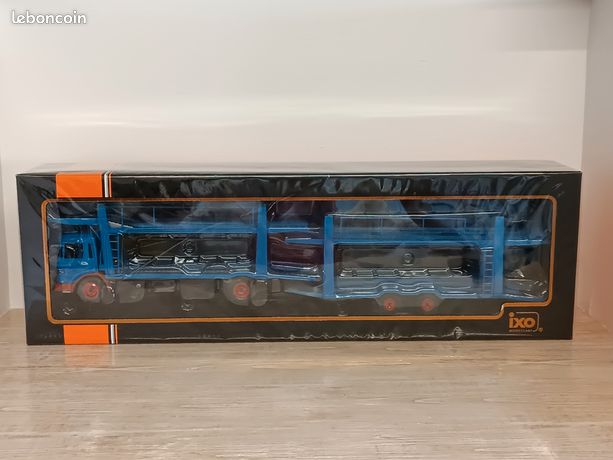 Camion transport de voitures 1:43 Mercedes (Gebraucht) in Collonges für