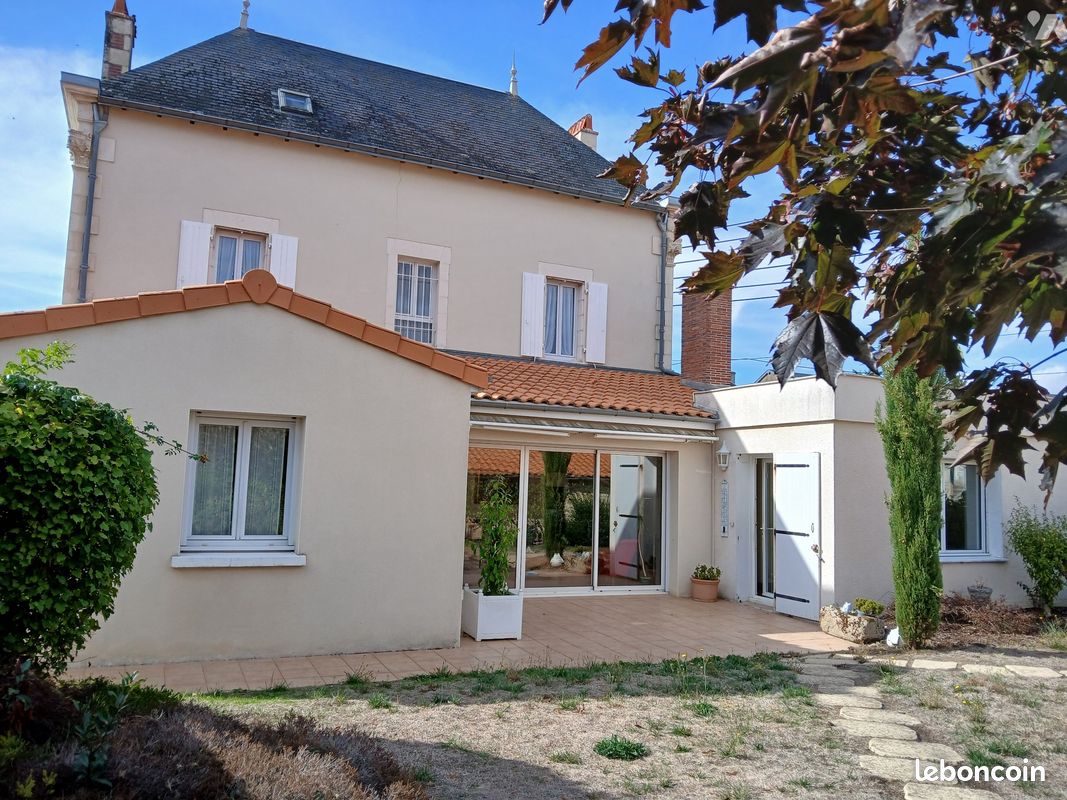 Maison 7 pièces 153 m² · à Parthenay · 153 m² · 299 250 €