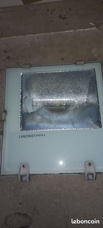 Projecteur (image 1)