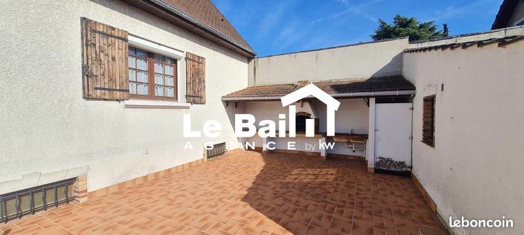https://img.leboncoin.fr/api/v1/lbcpb1/images/ac/c1/f3/acc1f3fba1d7e0dfbb2d3aded5b35d33d86324cd.jpg?rule=ad-image