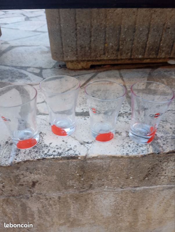 Lot de 14 verres publicitaires Martini vintage rétro (image 1)