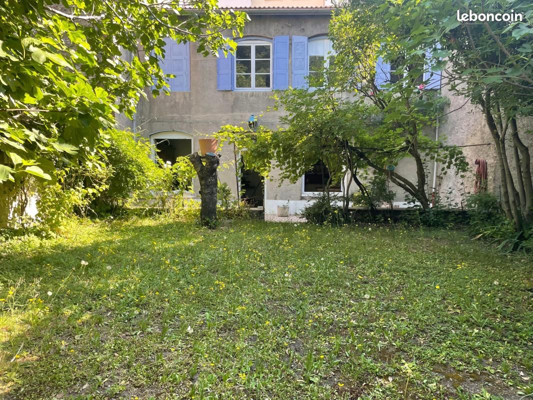Maison 5 pièces 199 m² · à Saint-Étienne · 199 m² · 190 000 €