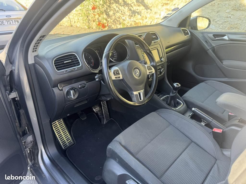 VOLKSWAGEN GOLF 1.4 16V TSI - 122 VI BERLINE Confortline (image 11)