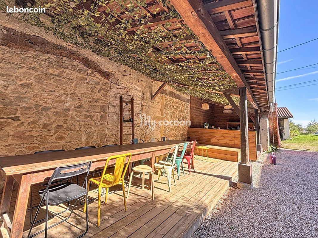 Maison 5 pièces 150 m² · à Lentilly · 150 m² · 600 000 €