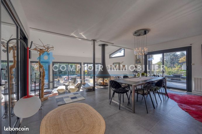 https://img.leboncoin.fr/api/v1/lbcpb1/images/ac/c8/73/acc873d0868665b1971d1a732abd27ef3e8e9507.jpg?rule=ad-image
