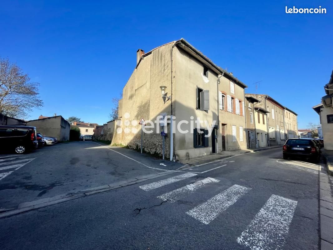 Maison 6 pièces 110 m² · à Graulhet · 110 m² · 60 000 €