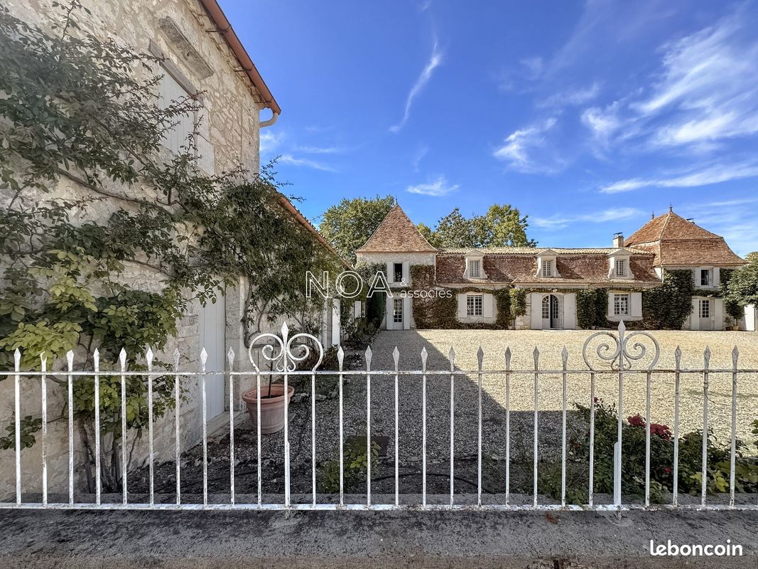 Maison 20 pièces 500 m² · à Monestier · 500 m² · 2 075 000 €