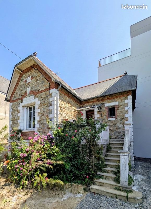 Maison 5 pièces 122 m² · à Rennes · 122 m² · 210 000 €