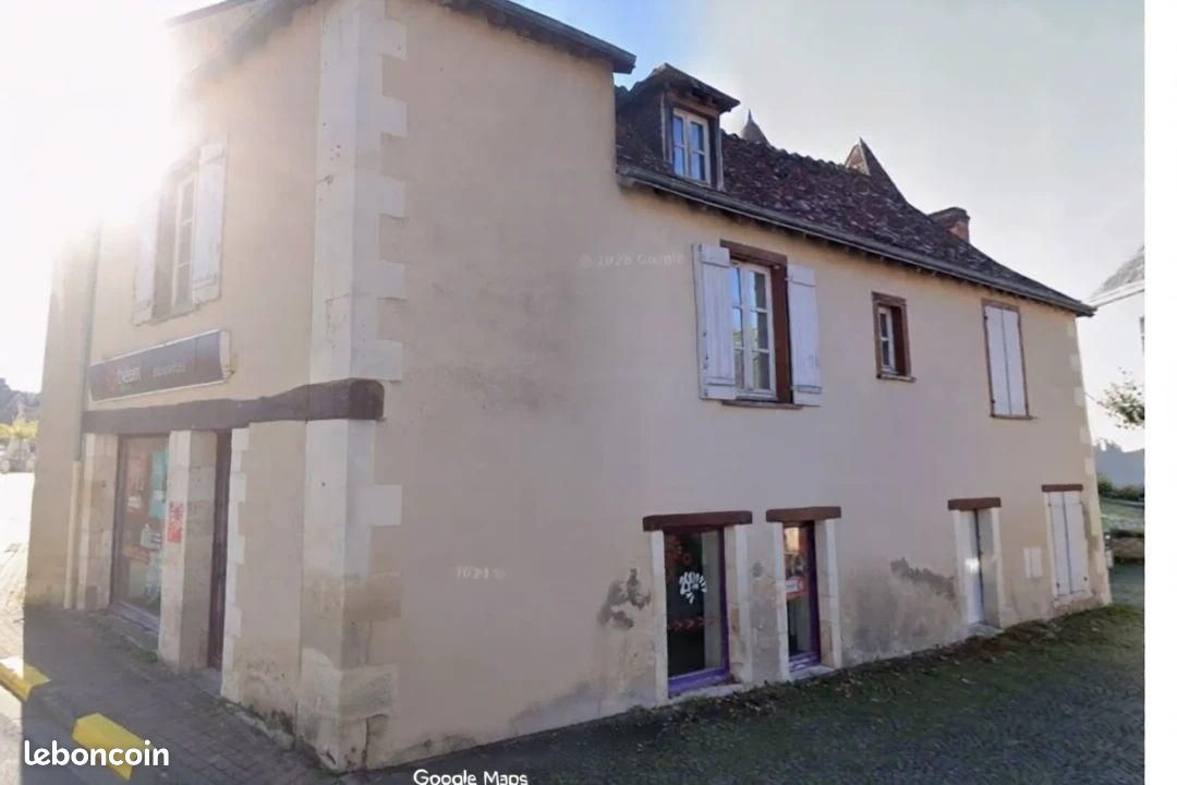 Immeuble 6 pièces 110 m² · à Mézières-en-Brenne · 110 m² · 86 000 €