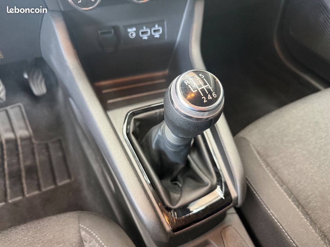 RENAULT CLIO 1.0 TCE 90 EQUILIBRE -APPLE CAR PLAY-GARANTIE 6 MOIs (image 29)