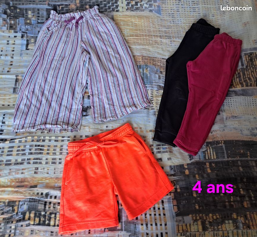 Lot Vêtements Fille 4 ans (+ de 30 articles) (image 2)