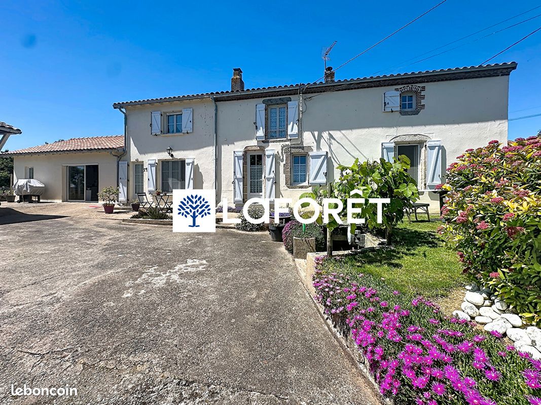 Maison 5 pièces 127 m² · à Pouzauges · 127 m² · 219 500 €