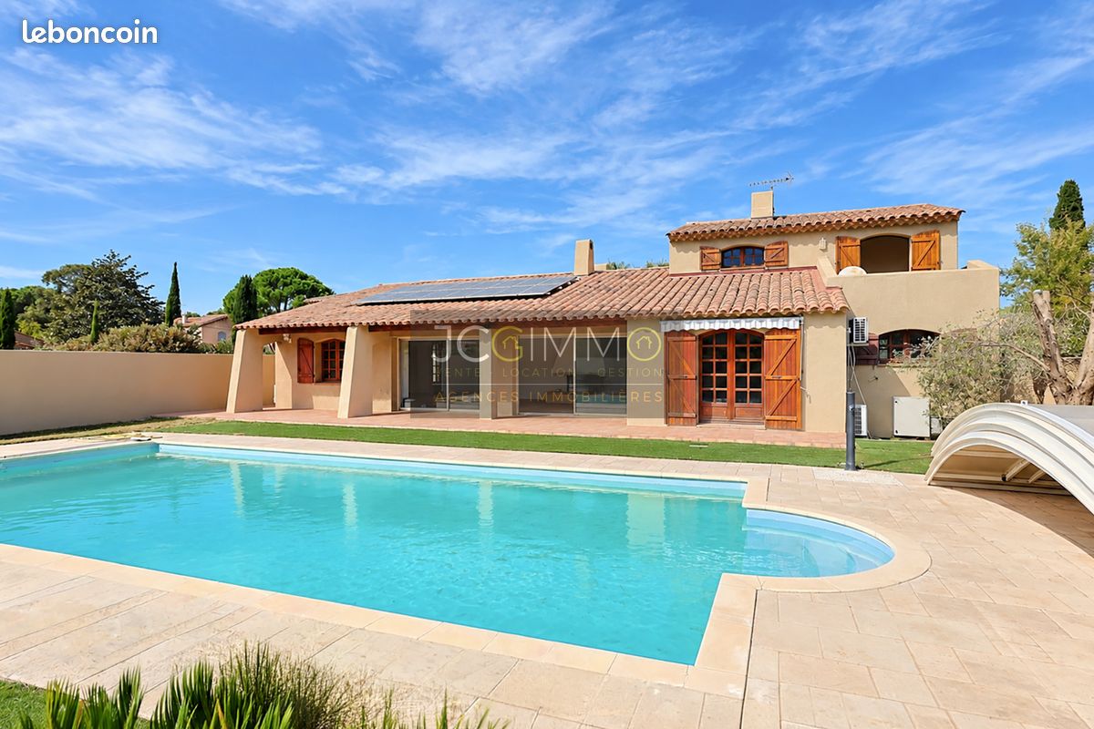 Maison 5 pièces 210 m² · à La Crau · 210 m² · 630 000 €