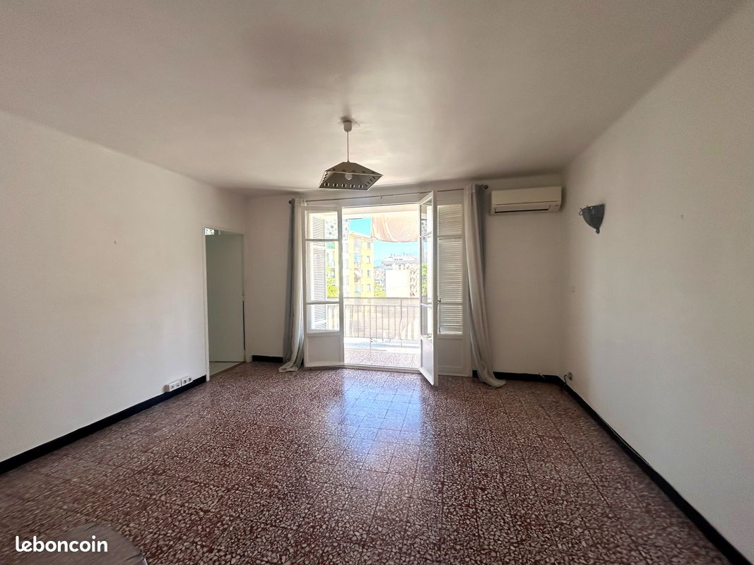 Appartement 4 pièces 79 m² · à Ajaccio · 79 m² · 970 €/mois