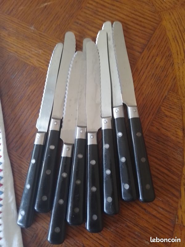 Je donnes des couteau đȘ ancien lots de 8 et autre (image 4)