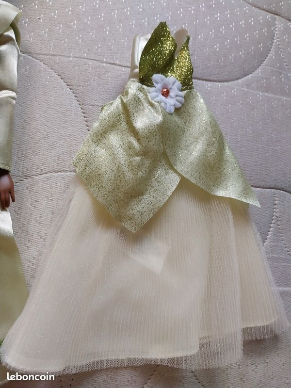 Poupée Tiana Robe Verte Restaurant de Tiana Playset Coffret Disney (image 4)