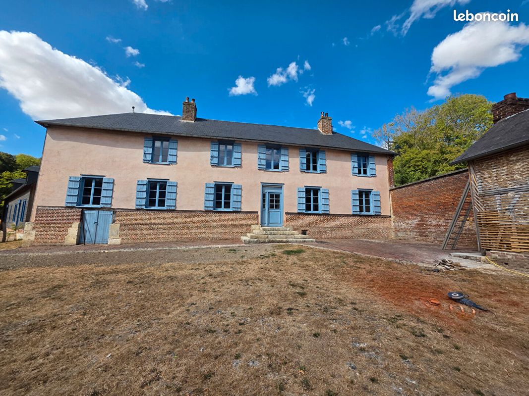 Maison 7 pièces 148 m² · à Francastel · 148 m² · 315 000 €