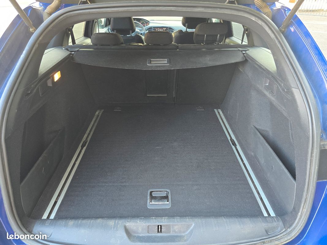Peugeot 308 SW GT Line 2.0 HDi 150 ch (image 7)