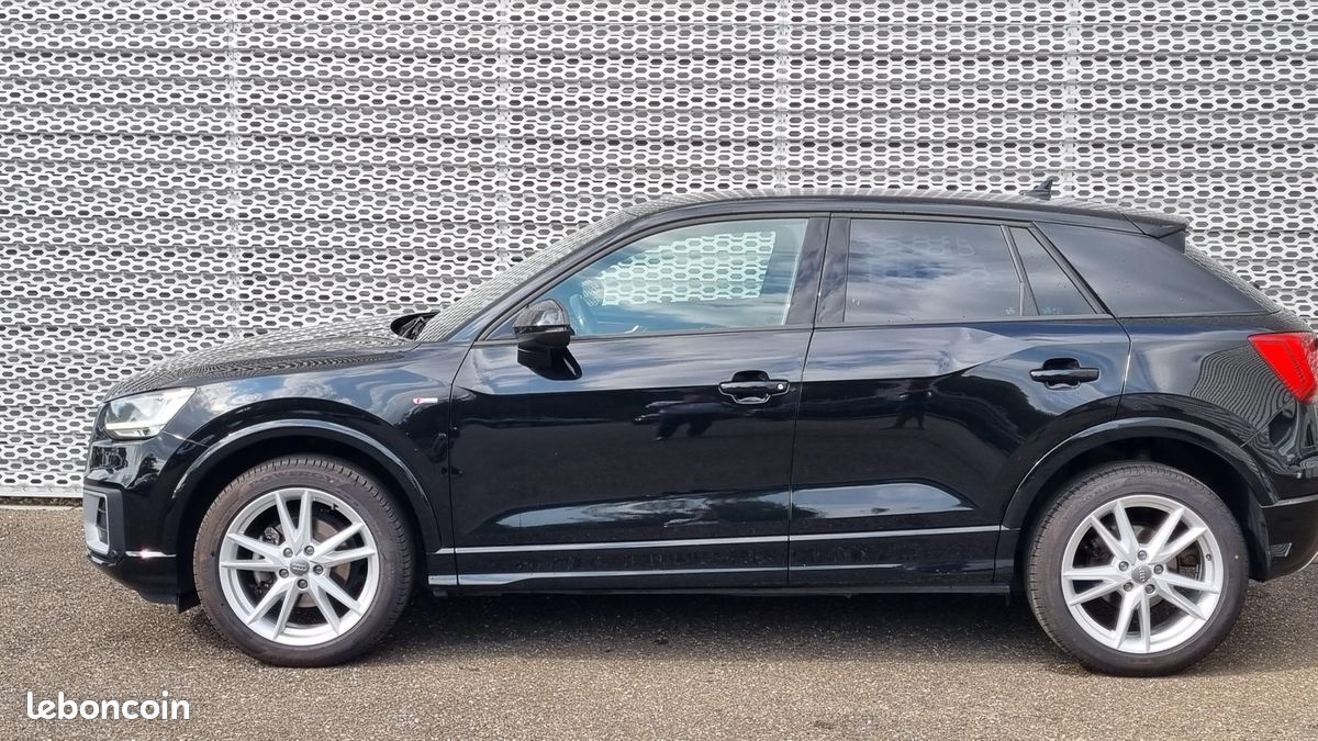 AUDI Q2 35 TFSI COD 150 S tronic 7 S Line (image 2)