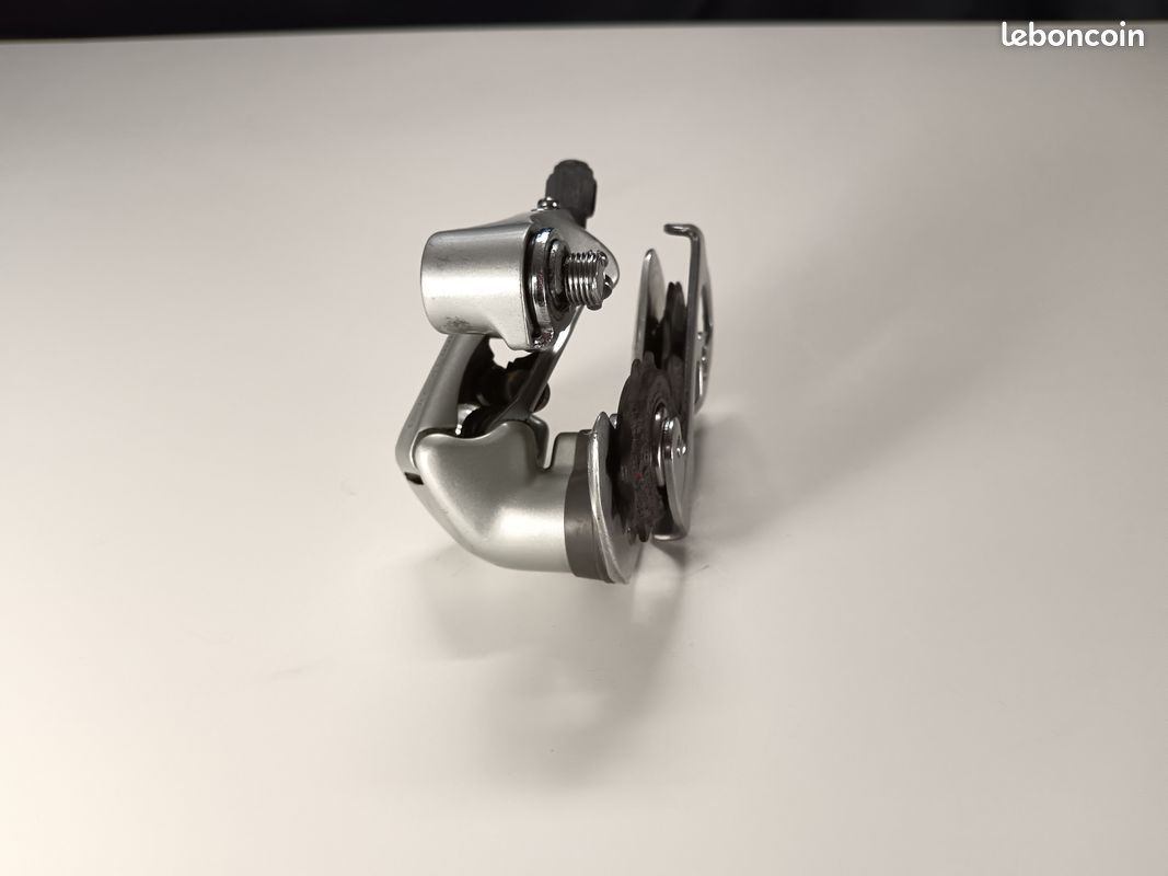 Dérailleur Arrière Shimano 105 RD 1056 Vintage - Pour Peugeot Et Vélos Anciens - Occasion En état Fonctionnel