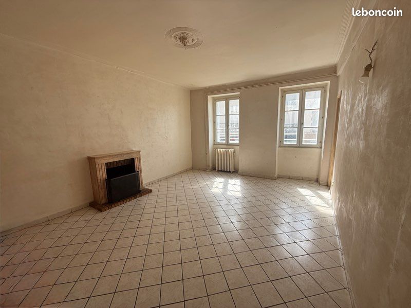 Appartement 4 pièces 90 m² · à Savenay · 90 m² · 136 000 €