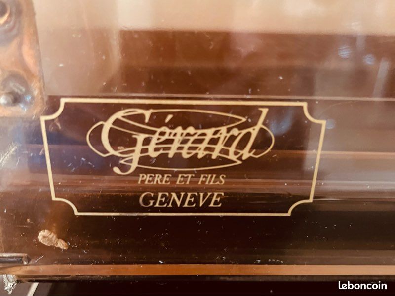 Cave à cigares XL Plexiglass maison Gérard Genève (image 1)