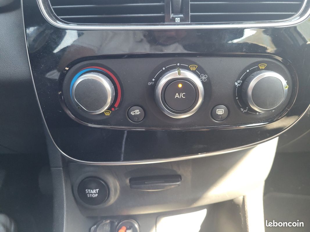 RENAULT CLIO IV 1.5 dCi 90 Energy 82g Zen - Climatisation - GPS - Régulateur - Limiteur de vitesse (image 18)