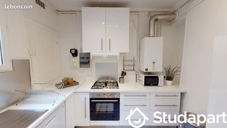 Appartement a louer paris-8e-arrondissement - 1 pièce(s) - 11 m2 - Surfyn