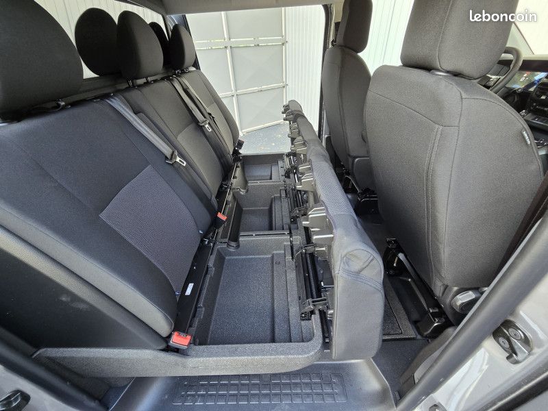 Peugeot EXPERT FG M 2.2 DIESEL 180CH CABINE APPROFONDIE Pack Premium Connect (image 24)