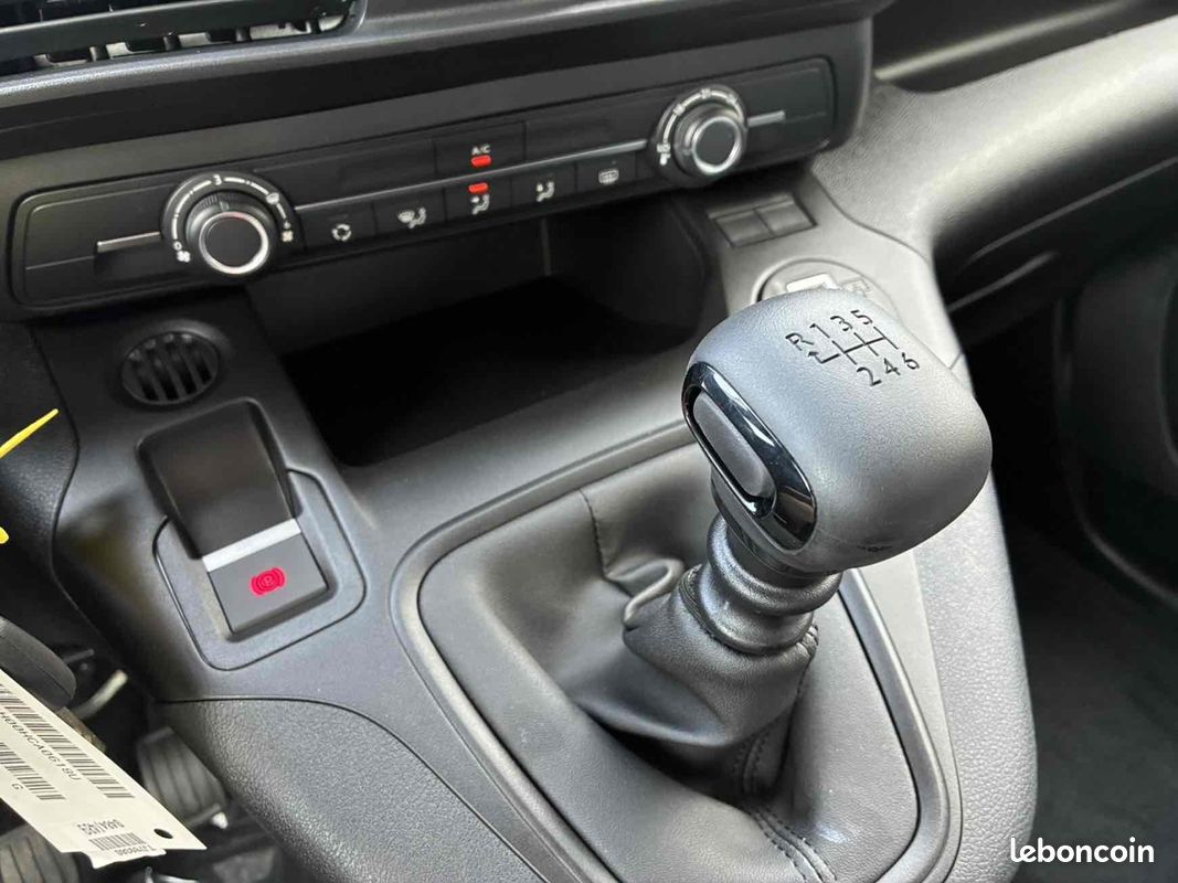 Citroen BERLINGO M 1.5 BLUEHDI 100CH PLUS (N1) (image 16)