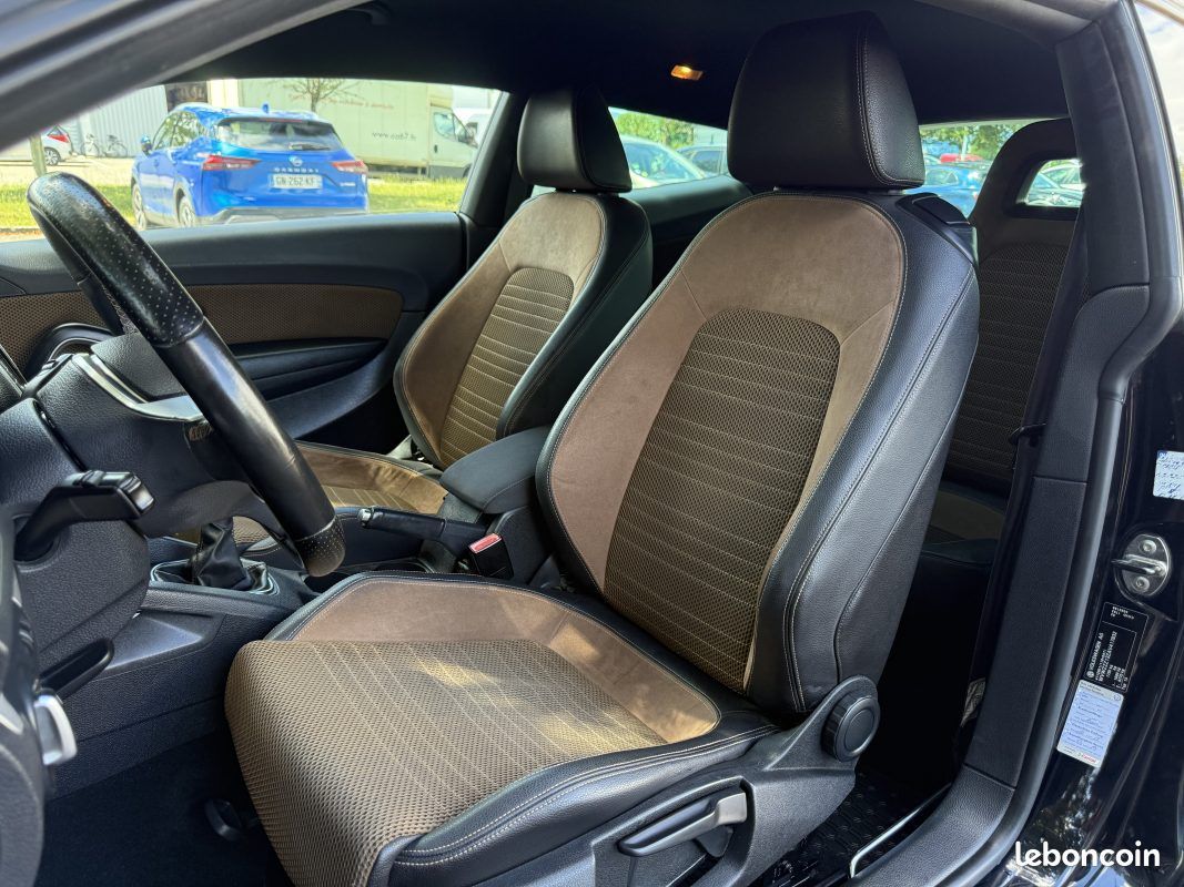 Volkswagen Scirocco 1.4 TSI 160ch Sportline Garantie 6 Mois (image 28)