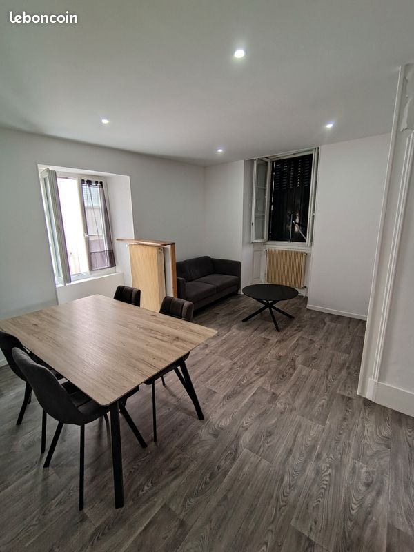Maison 2 pièces 60 m² · à Issoudun · 60 m² · 560 €/mois
