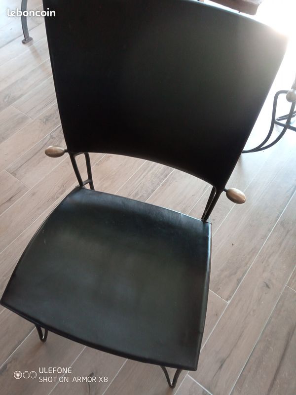 Chaises (image 1)