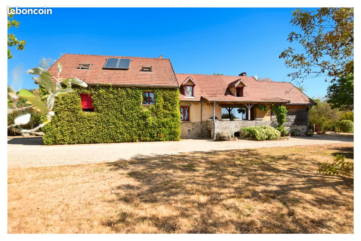 Maison 6 pièces 121 m² · à Saint-Émiland · 121 m² · 225 000 €