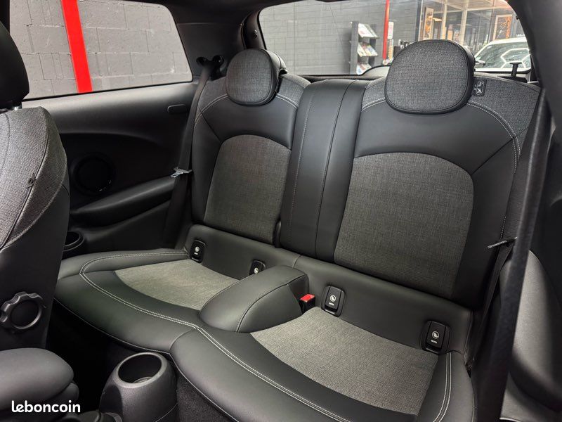 MINI COOPER F56 1.5 d 116ch PACK CHILI / TOIT OUVRANT / EMBRAYAGE NEUF (image 13)