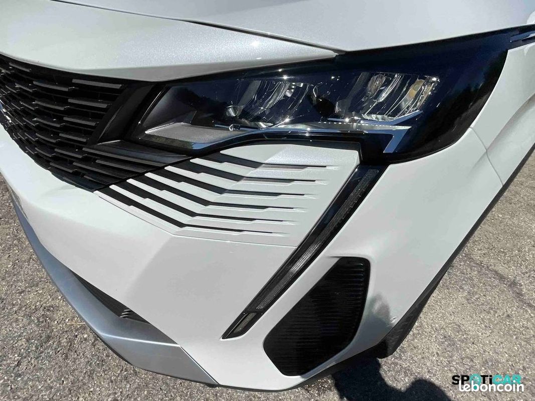 PEUGEOT 5008 BlueHDi 130ch S&S EAT8 Roadtrip (image 18)