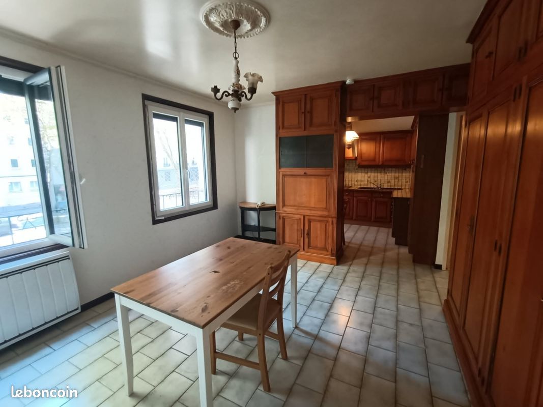 Appartement 2 pièces 32 m² · à Saint-Étienne · 32 m² · 460 €/mois