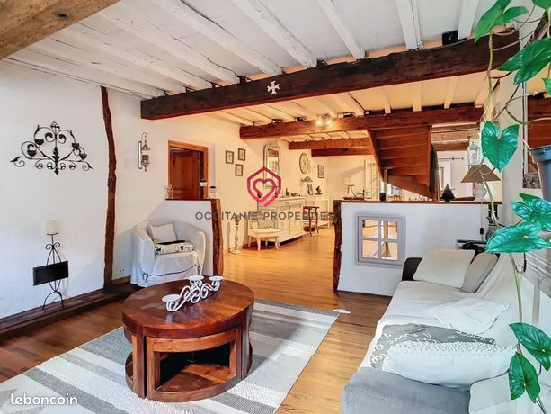 Maison de village 9 pièces 238 m²