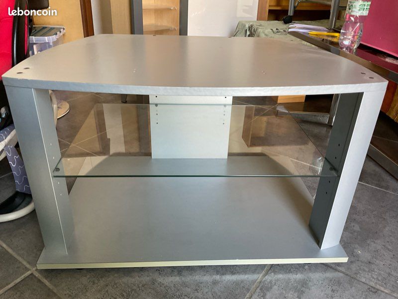Meuble télé ou autre fonction. Hauteur 45cm. Largeur 48cm. Longueur 72 cm. Plateau verre démontable (image 2)