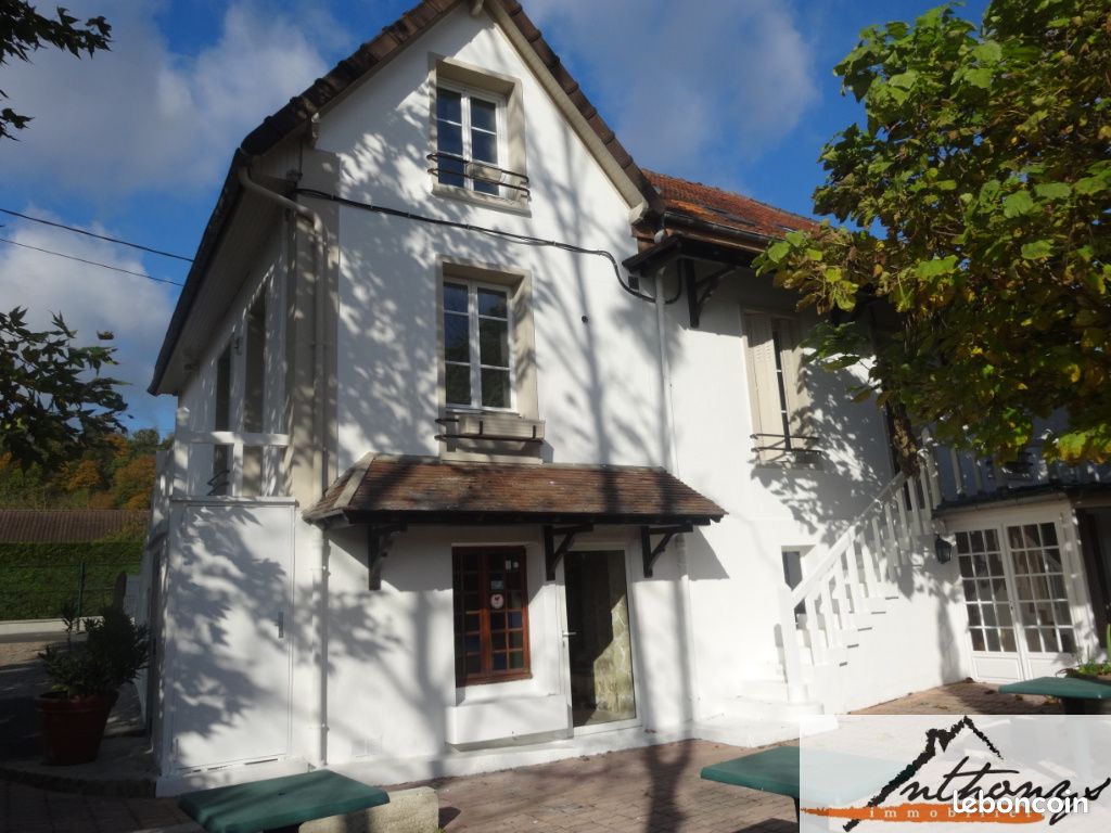 Appartement 1 pièce 14 m² · à Pontoise · 14 m² · 521 €