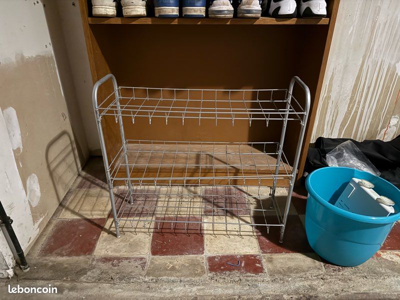 Meuble à chaussures (image 1)