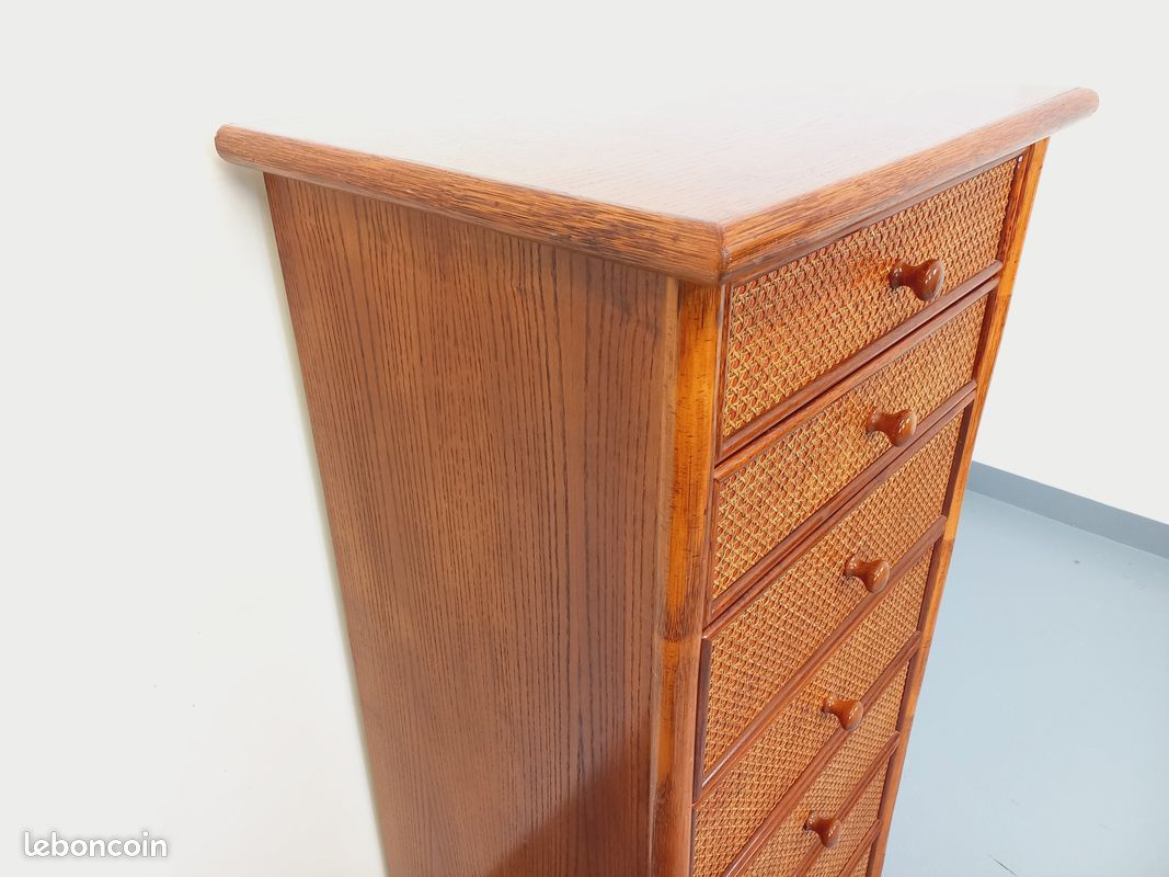 Commode chiffonnier semainier vintage en rotin, bois et cannage des années 70 (image 5)