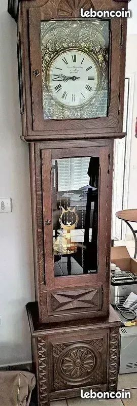Pendule en chêne (image 1)