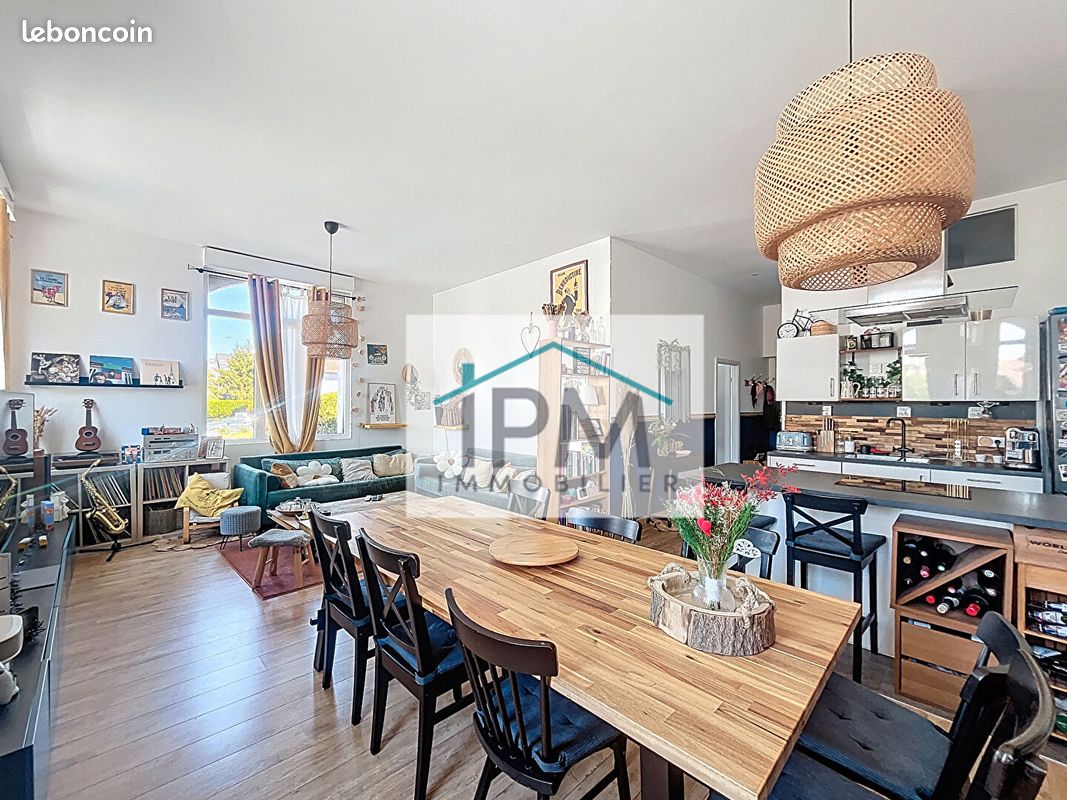 Appartement 4 pièces 92 m² · à Eschau · 92 m² · 303 000 €