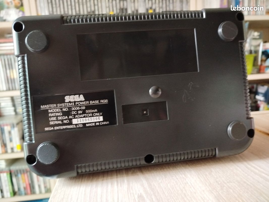 CONSOLE SEGA MASTER SYSTEM II (2) ALEX KIDD + MANETTE ET CABLES (vendeur pro) EUR 79,90 - FR