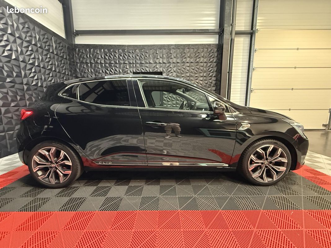 RENAULT CLIO 5 INTENS EDITION ONE 1.0l 100CH CAMERA 360 SIEGES ET VOLANT CHAUFFANTS CARPLAY BOSE GTIE 12 MOIS (image 4)
