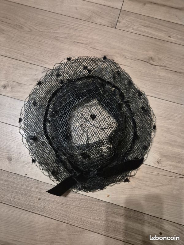 Chapeau vintage noir à voilette Flayel Paris (image 3)