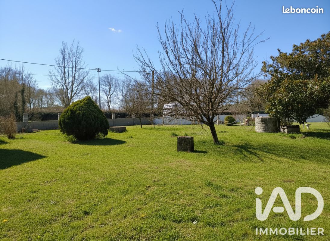 Terrain 594 m² · à Marennes-Hiers-Brouage · 594 m² · 80 000 €