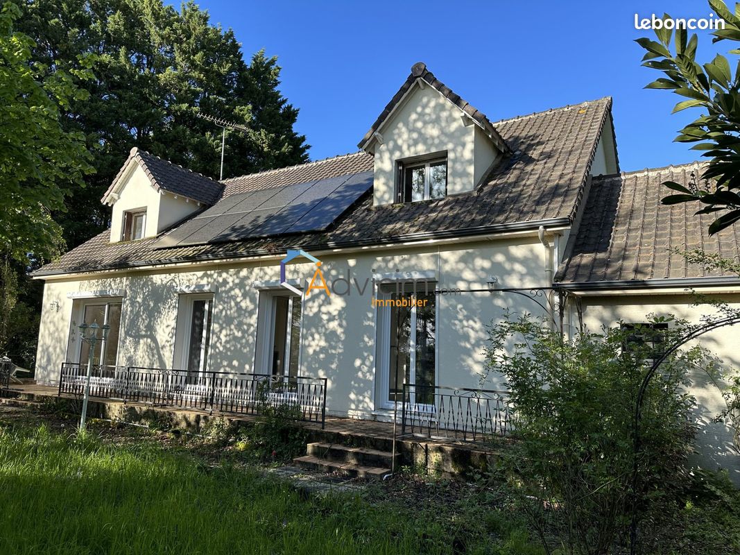Maison 5 pièces 168 m² · à Courtenay · 168 m² · 179 000 €