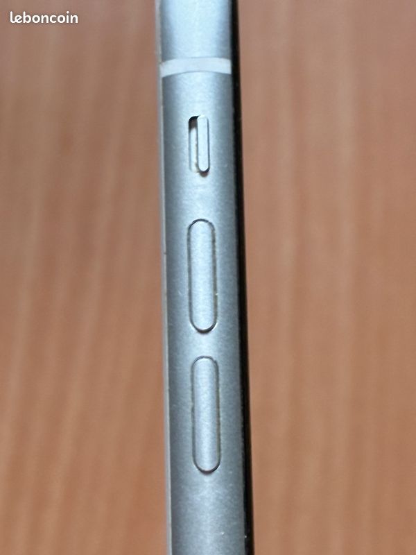 Apple iPhone XR 64 Go – Blanc – Bon état – Boîte + facture Apple (image 10)